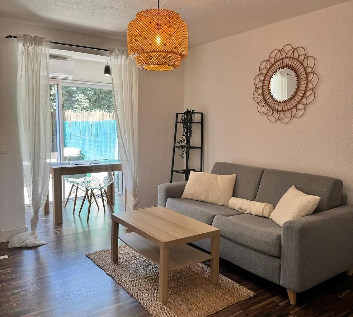 Studio Terrasse A Sainte-Maxime Classe Meuble De Tourisme