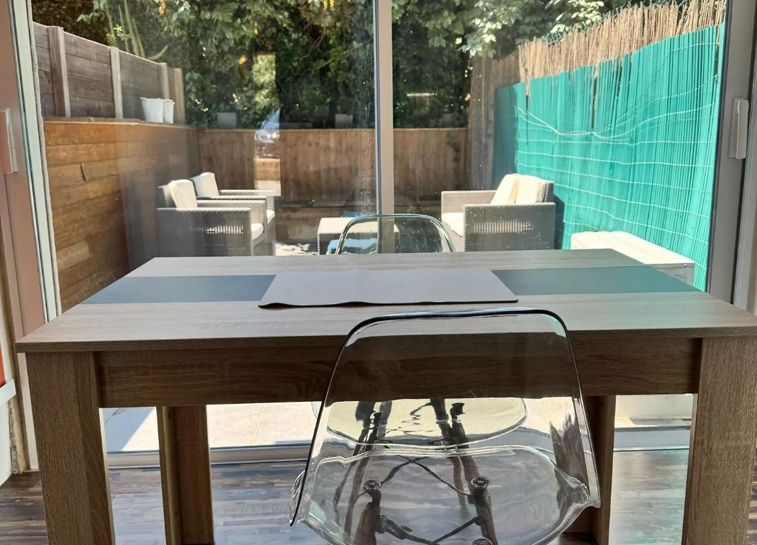Studio Terrasse A Sainte-Maxime Classe Meuble De Tourisme 0*,  France